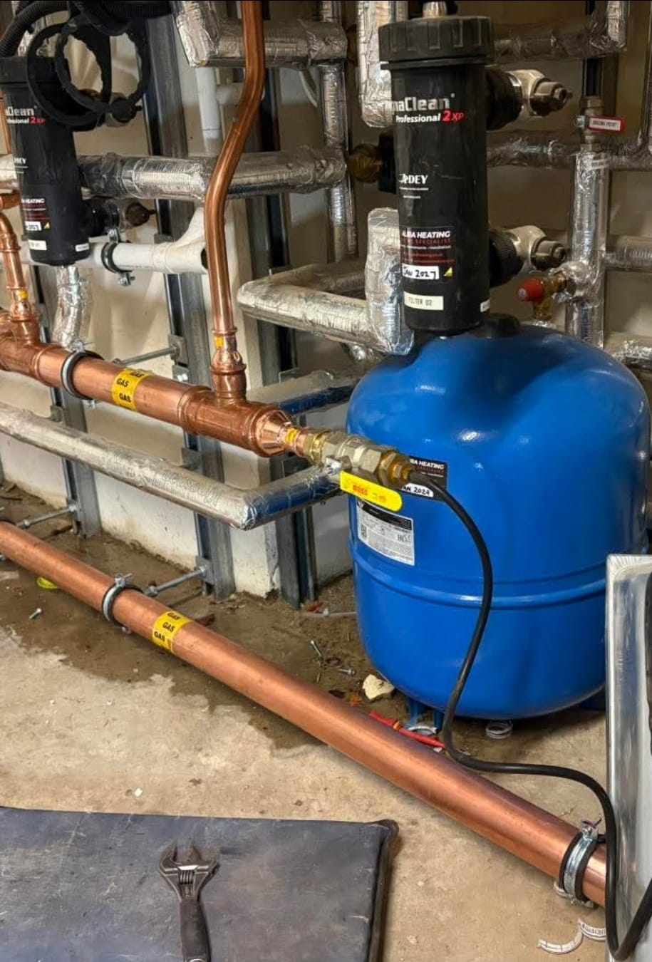 Radiator installation